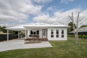 Tamar Valley Luxury Retreat
